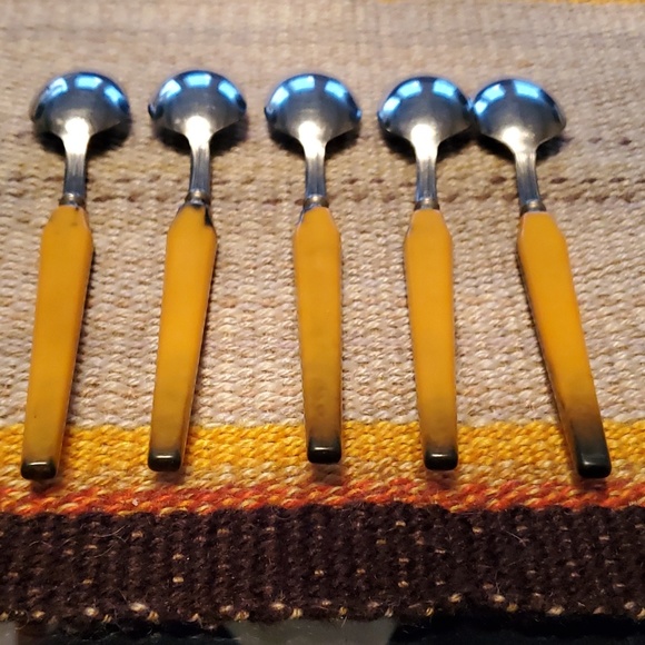 MCM Glo Hill bakelite handle grapefruit spoons - Picture 9 of 9